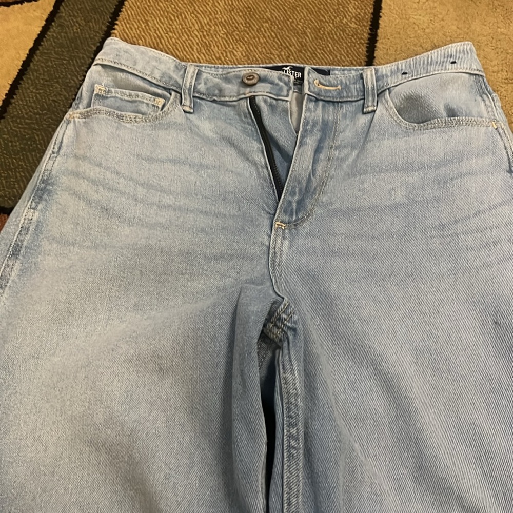 Jeans - Picture 2 of 4